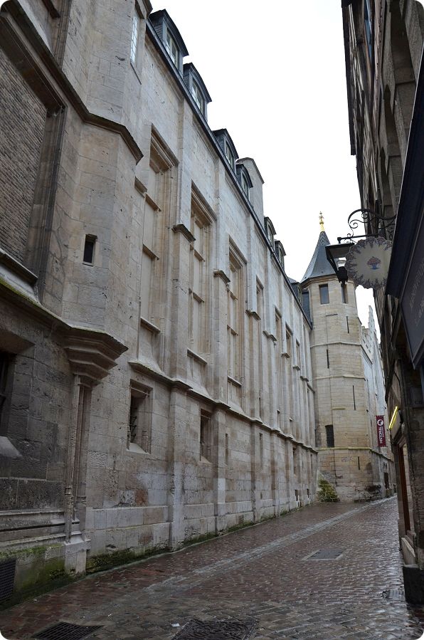 Aile d'Estouteville de l'archevch de Rouen