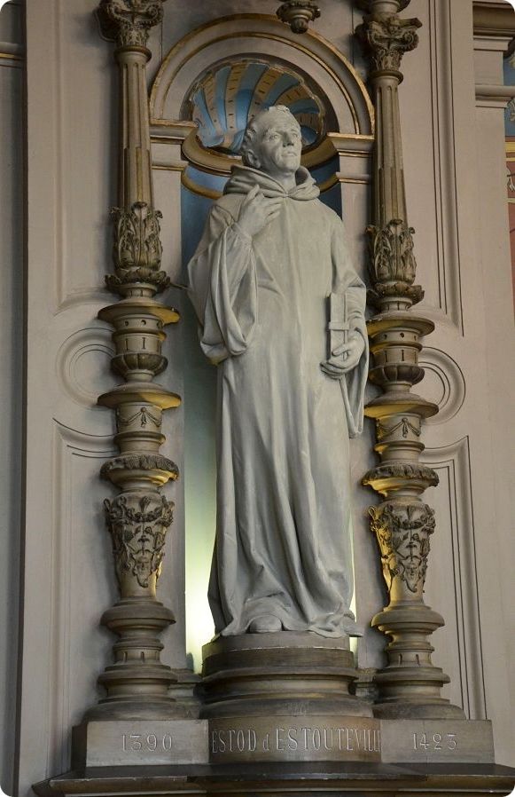 Statue d'Estout d'Estouteville, abb de Fcamp