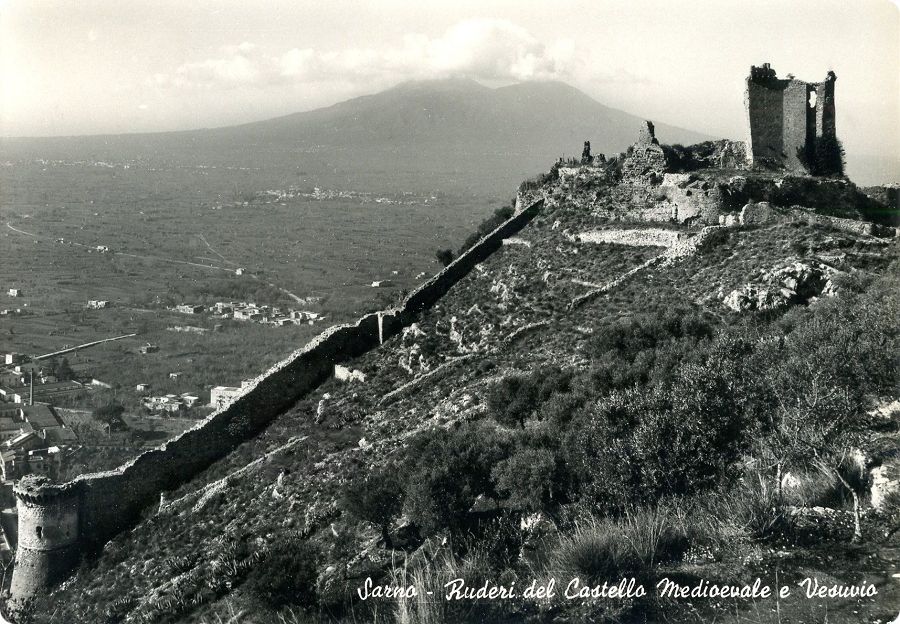 Vestiges du chteau mdival de Sarno